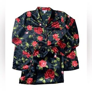 Morgan Taylor  Womens Floral Pajama Set, Sz XXL  Black & Red Roses